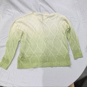 Chic Soul Green and Cream Diamond Knit Sweater